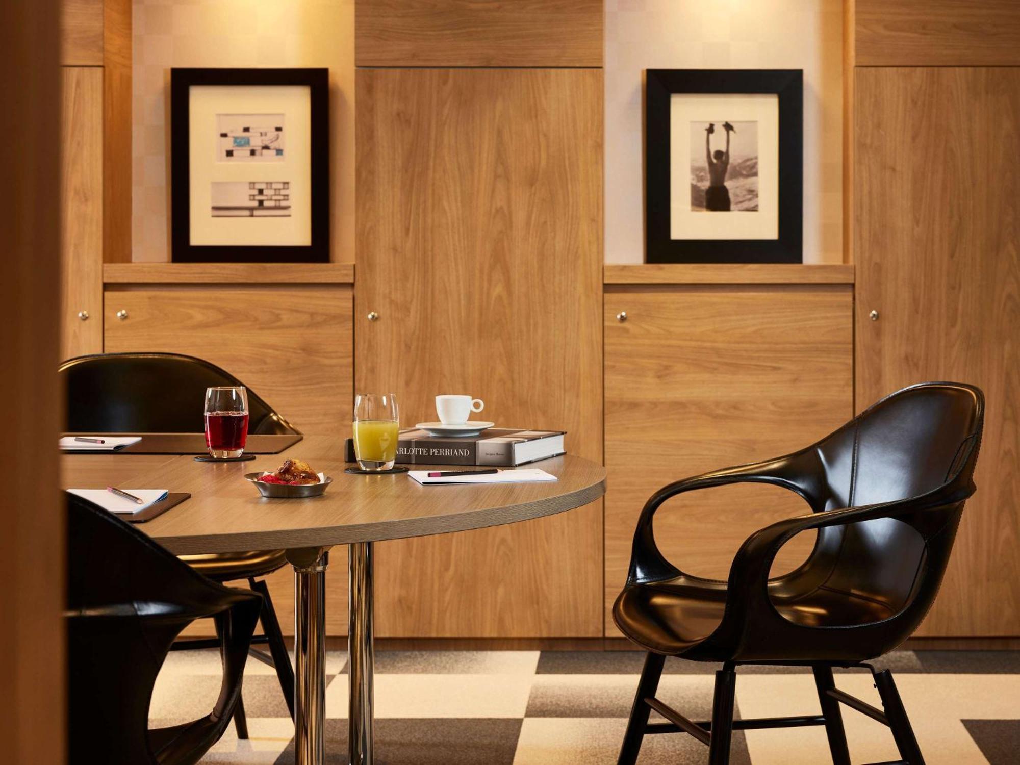 Sofitel Paris Arc De Triomphe Hotel Bagian luar foto